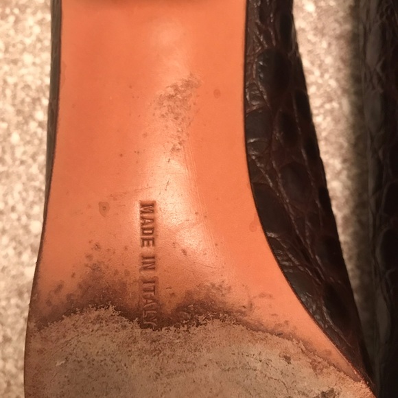 Ferragamo Bow Pump Shoe - Picture 7 of 8